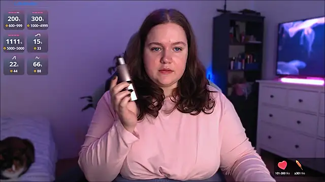 Snapshot of SummerTina chatting on 09/29/25, 08:19 SummerTina online show from 09/29/25, 08:19