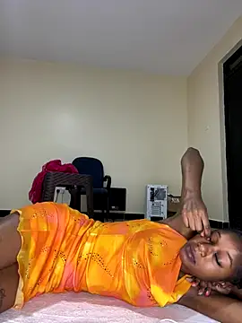 NyahHeat online show from 10/20/25, 10:43