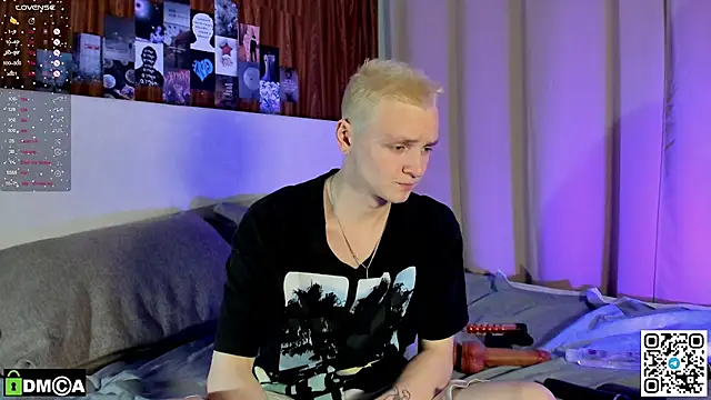 Snapshot of Logan_mett chatting on 12/02/25, 09:32 Logan mett online show from 12/02/25, 09:32