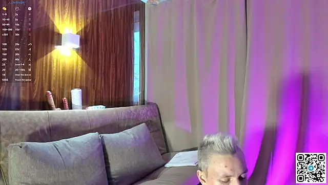 Snapshot of Logan_mett chatting on 02/19/26, 06:53 Logan mett online show from 02/19/26, 06:53