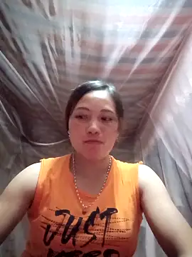 huhu-sexxy online show from 10/16/25, 12:28