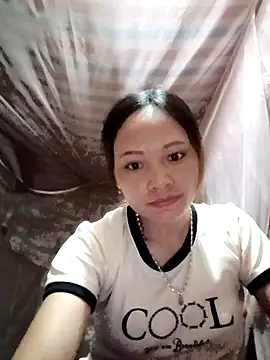 huhu-sexxy online show from 10/21/25, 12:11