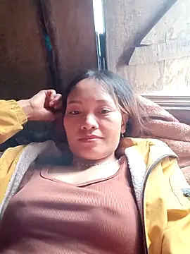 huhu-sexxy online show from 10/25/25, 02:19