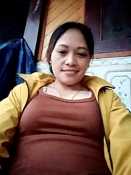 huhu-sexxy online show from 11/17/25, 10:21