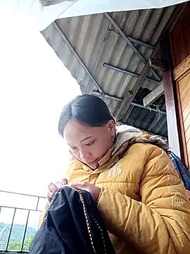 huhu-sexxy online show from 11/19/25, 02:55