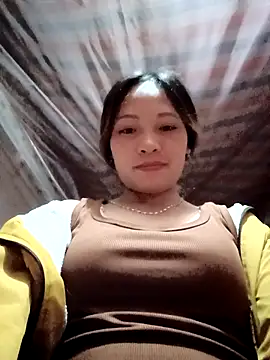 huhu-sexxy online show from 11/19/25, 10:10