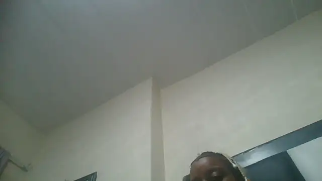 fifiqueen25 online show from 02/25/26, 11:03