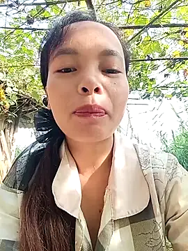 Nguyet2k4 online show from 10/30/25, 01:40