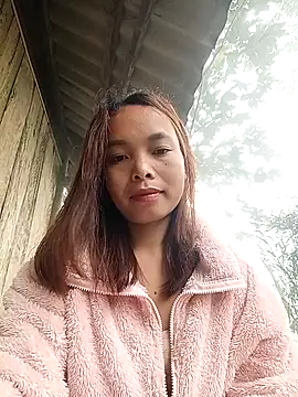 Nguyet2k4 online show from 03/15/26, 05:13