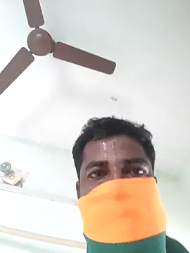 Snapshot of Vickyins480000 chatting on 12/01/25, 03:55 Vickyins480000 online show from 12/01/25, 03:55