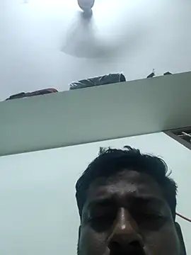 Snapshot of Vickyins480000 chatting on 12/02/25, 11:00 Vickyins480000 online show from 12/02/25, 11:00