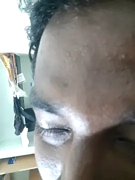 Snapshot of Vickyins480000 chatting on 12/22/25, 06:16 Vickyins480000 online show from 12/22/25, 06:16