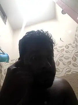 Snapshot of Vickyins480000 chatting on 01/10/26, 11:20 Vickyins480000 online show from 01/10/26, 11:20