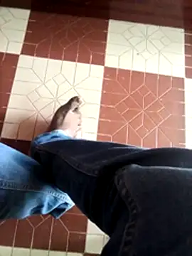 Snapshot of Vickyins480000 chatting on 02/15/26, 08:46 Vickyins480000 online show from 02/15/26, 08:46