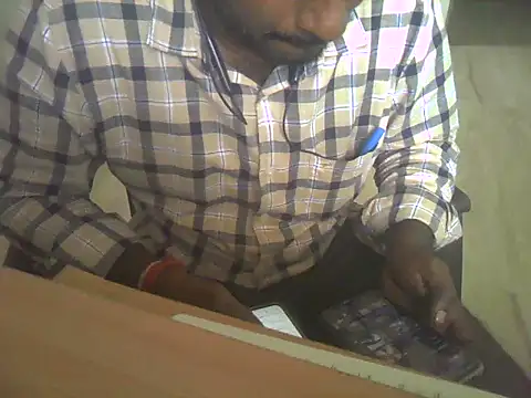 Snapshot of Vickyins480000 chatting on 02/23/26, 07:39 Vickyins480000 online show from 02/23/26, 07:39