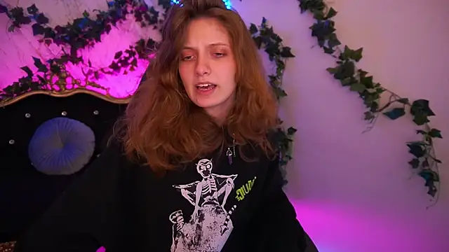 CuteeFoxy online show from 11/04/25, 02:38