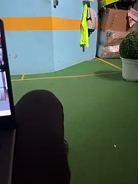 Snapshot of trongdick chatting on 11/04/25, 11:20 trongdick online show from 11/04/25, 11:20