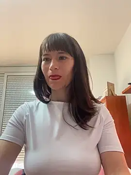 AlanaRius18 online show from 11/17/25, 10:32