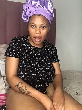 Bubbles156 online show from 04/21/26, 04:41