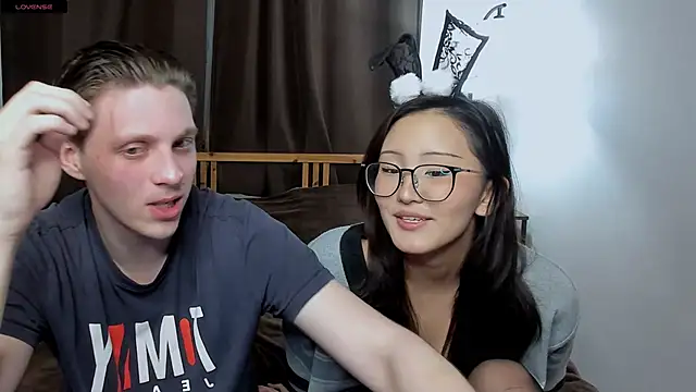 Blossomandbee online show from 11/23/25, 10:31