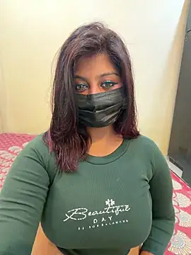Snapshot of payal_mittal chatting on 05/05/26, 06:05 payal mittal online show from 05/05/26, 06:05