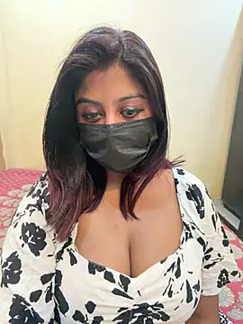Snapshot of payal_mittal chatting on 05/07/26, 07:08 payal mittal online show from 05/07/26, 07:08