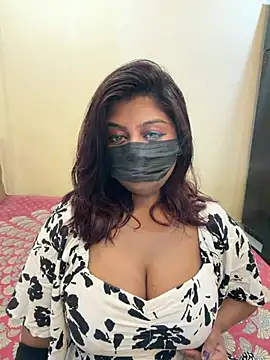 Snapshot of payal_mittal chatting on 05/31/26, 03:47 payal mittal online show from 05/31/26, 03:47