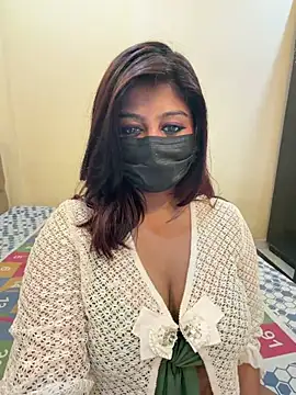 Snapshot of payal_mittal chatting on 06/06/26, 01:11 payal mittal online show from 06/06/26, 01:11
