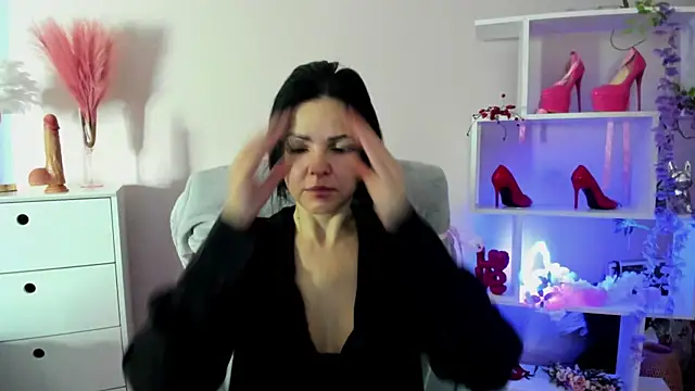 Mollybloom40 online show from 04/10/26, 07:57