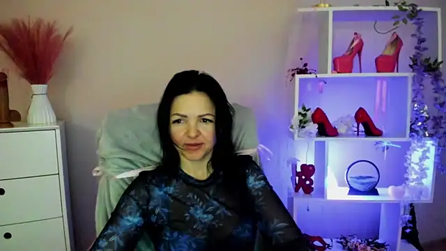 Mollybloom40 online show from 04/16/26, 06:58