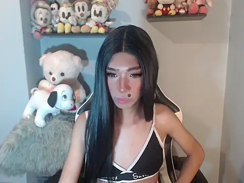 Snapshot of Yourasianbabyemma chatting on 10/29/25, 04:20 Yourasianbabyemma online show from 10/29/25, 04:20