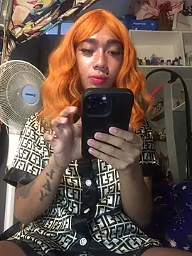 Snapshot of Yourasianbabyemma chatting on 02/22/26, 12:47 Yourasianbabyemma online show from 02/22/26, 12:47