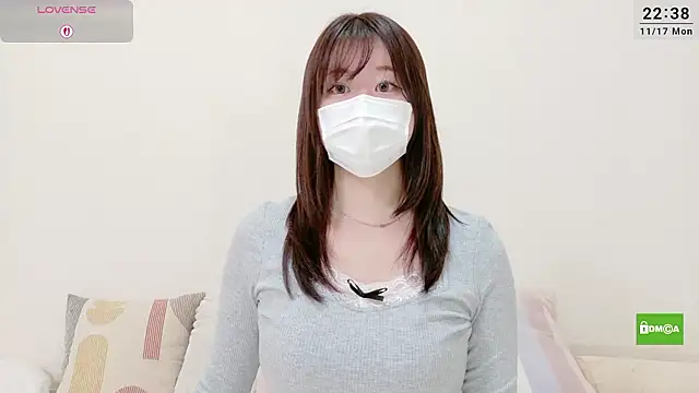 rei-chan online show from 11/17/25, 01:39