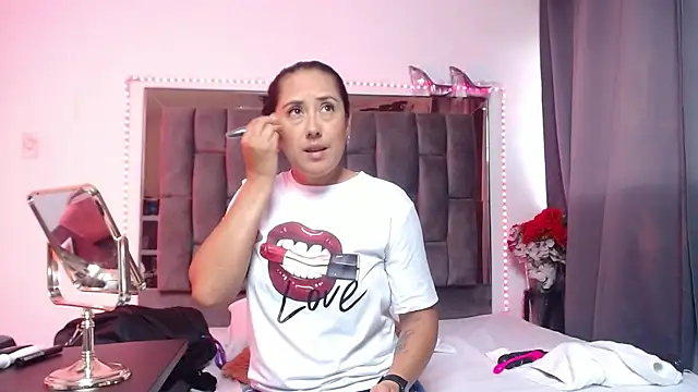 Salmma Milf online show from 04/13/26, 11:48