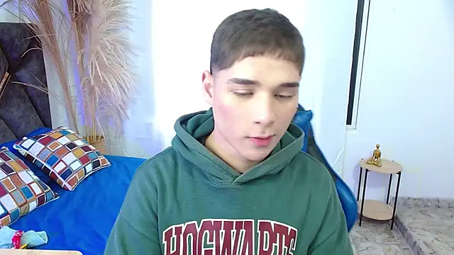 Mattass18 online show from 11/18/25, 02:43