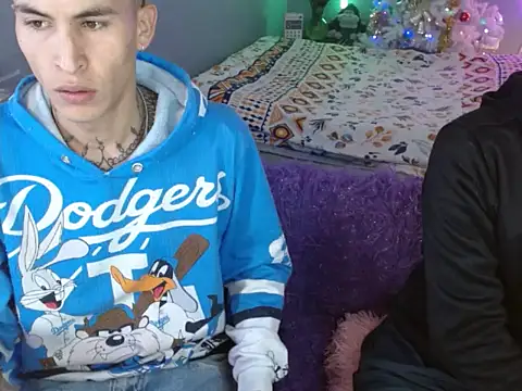 Latin boysxxxx online show from 11/30/25, 02:26