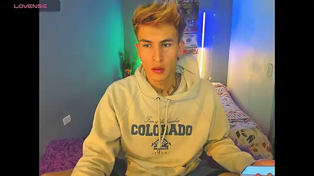Latin boysxxxx online show from 03/12/26, 11:33