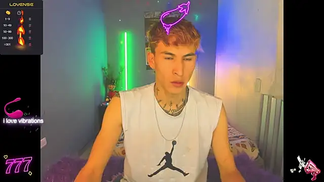 Latin boysxxxx online show from 03/16/26, 01:11