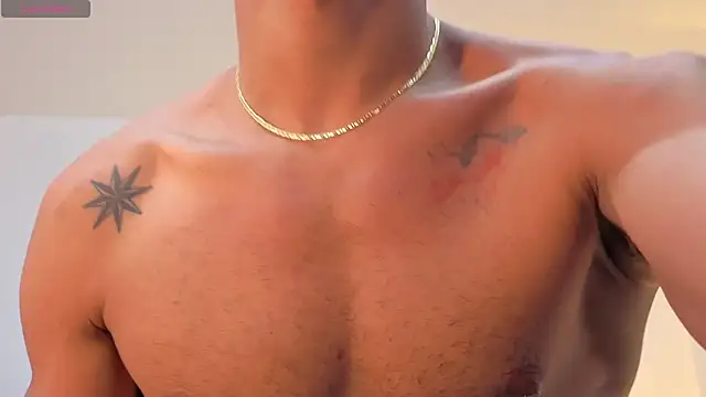 Snapshot of DaamonSlader_ chatting on 11/07/25, 08:20 DaamonSlader online show from 11/07/25, 08:20