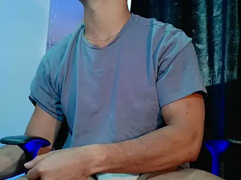 Snapshot of DaamonSlader_ chatting on 02/10/26, 09:41 DaamonSlader online show from 02/10/26, 09:41