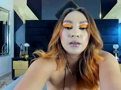 candiefox online show from 10/24/25, 04:53