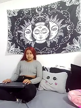 Snapshot of abby_n_emily chatting on 12/01/25, 12:21 abby n emily online show from 12/01/25, 12:21