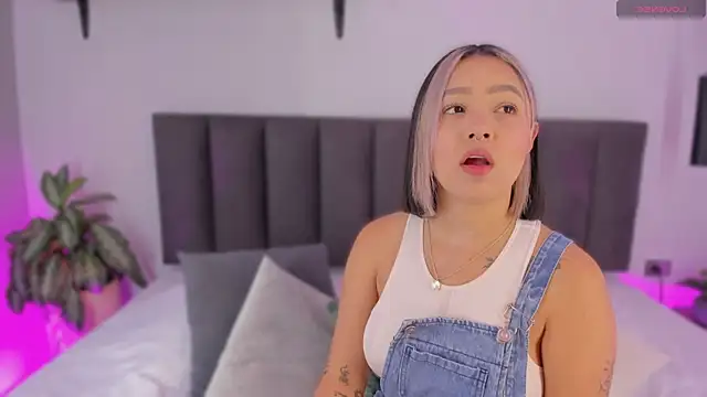 AilanaCortes online show from 04/20/26, 11:46