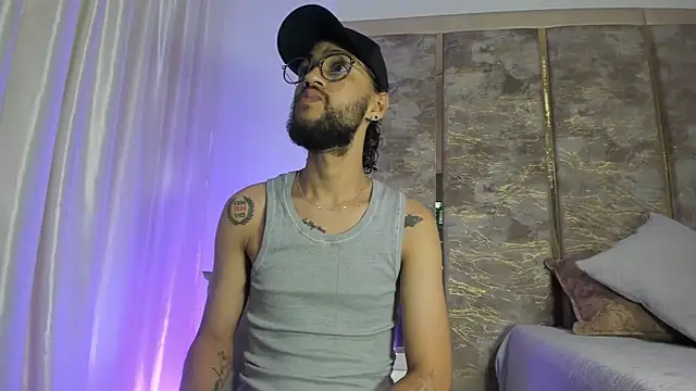 Liam Samderz online show from 10/22/25, 11:32