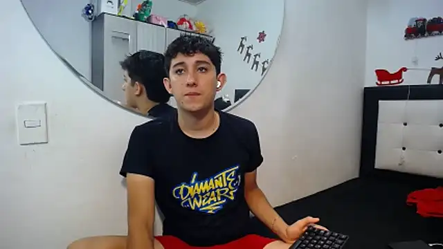 Snapshot of Dravith_Valery chatting on 01/06/26, 07:23 Dravith Valery online show from 01/06/26, 07:23