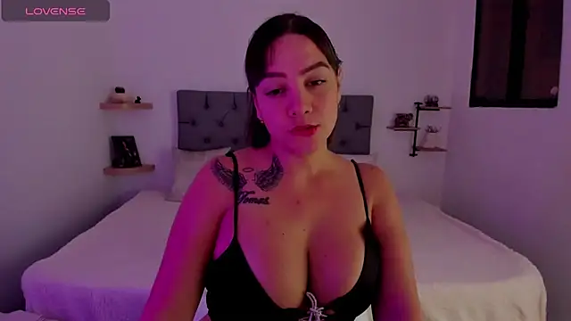 Saraarouusee online show from 02/22/26, 03:51