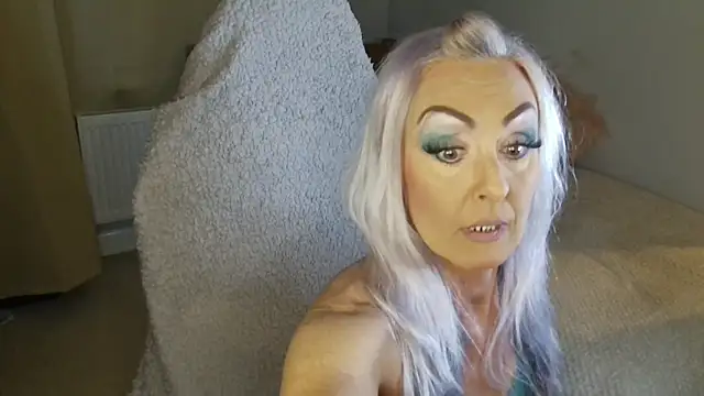 TheOGMiaMystique online show from 12/20/25, 07:32