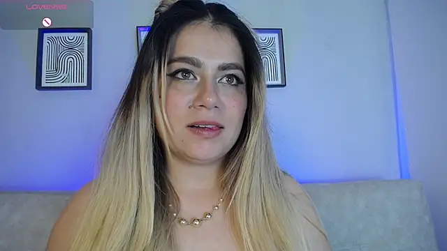 Sweet Bella Valery online show from 03/07/26, 11:24