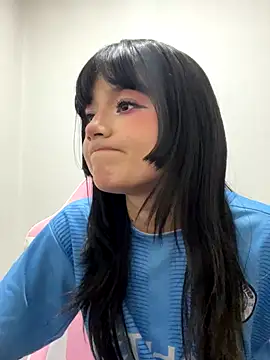 AnaisXoXo online show from 11/19/25, 08:42