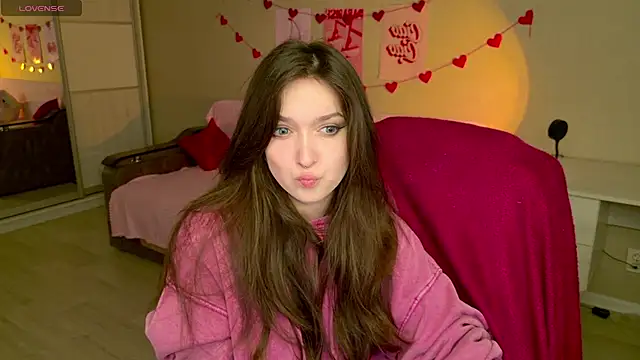 BellaSink online show from 11/25/25, 05:29